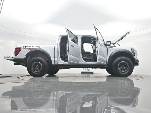 Used 2025 Ford F150 Raptor AWD/4WD image 49