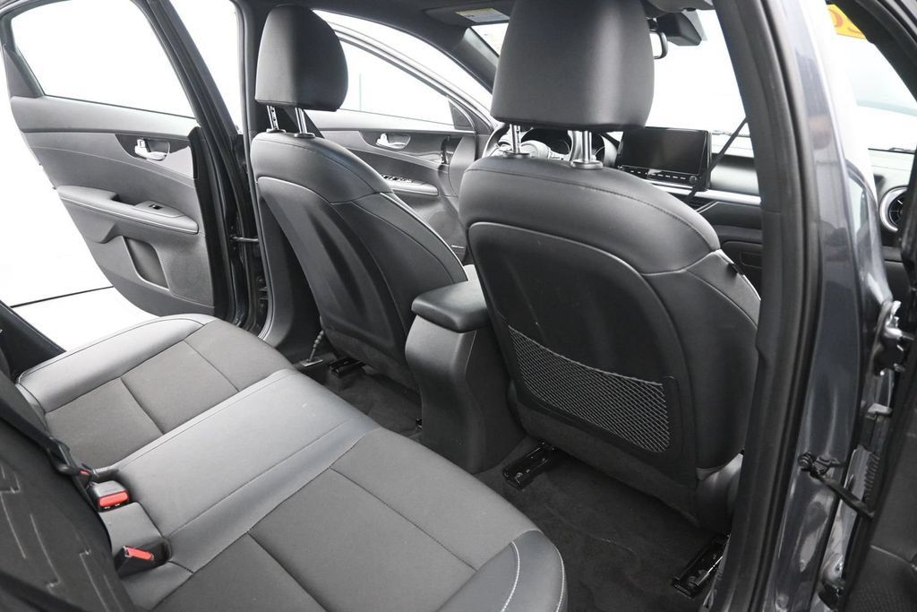 Certified 2023 Kia Forte GT-Line w/ GT-Line Premium Package FWD image 18
