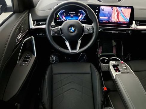 Used 2026 BMW X2 xDrive28i AWD/4WD image 52