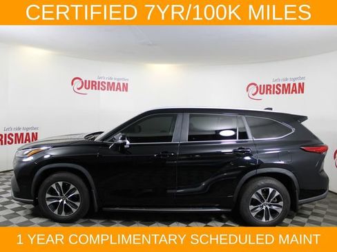 Used 2023 Toyota Highlander XLE AWD/4WD image 5