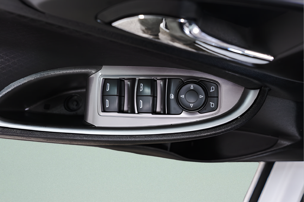 Used 2024 Chevrolet Malibu LT FWD image 24
