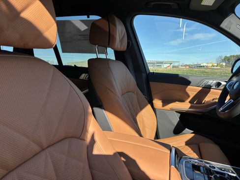New 2026 BMW X5 M60i w/ Executive Package AWD/4WD image 21