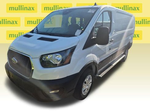 Certified 2025 Ford Transit 250 Low Roof w/ Exterior Upgrade Package RWD image 32