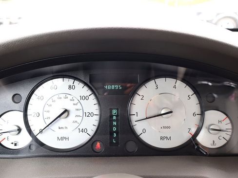 Used 2008 Chrysler 300 Touring RWD image 21