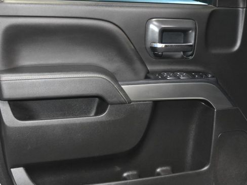 Used 2019 Chevrolet Silverado 1500 LT image 4