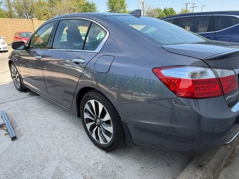 Used 2015 Honda Accord Touring image 6