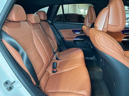 New 2026 Mercedes-Benz GLC 300 4MATIC image 13