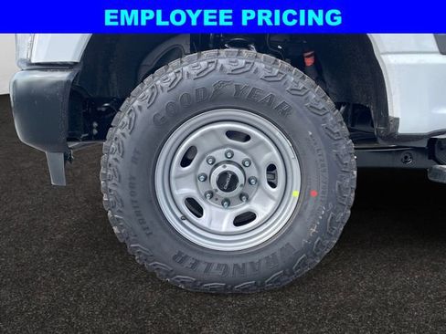 New 2026 Ford F350 XL w/ XL Off-Road Package AWD/4WD image 13