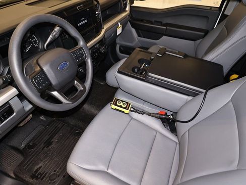 New 2025 Ford F350 XL w/ XL Chrome Package image 23