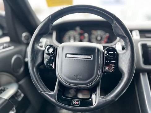 Used 2022 Land Rover Range Rover Sport SVR image 11