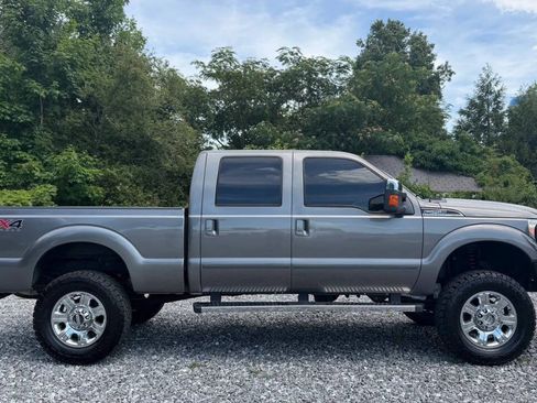 Used 2013 Ford F250 Lariat w/ Lariat Ultimate Pkg AWD/4WD image 9