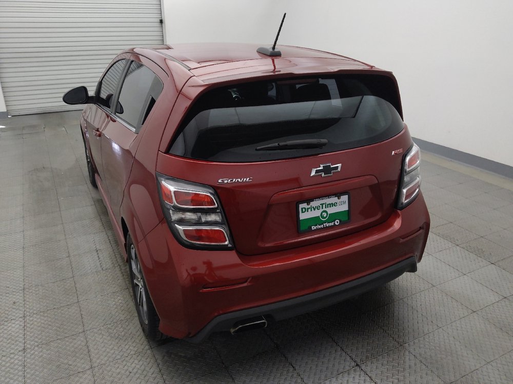 Used 2020 Chevrolet Sonic LT w/ Convenience Package FWD image 6