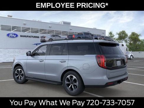 New 2026 Ford Expedition Active AWD/4WD image 4