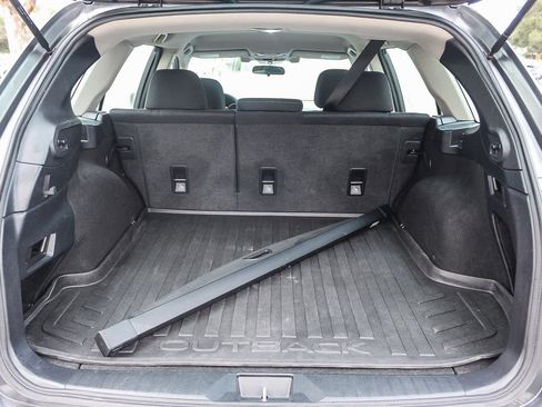 Used 2019 Subaru Outback 2.5i image 25