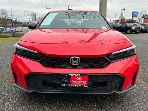 Used 2025 Honda Civic Sport image 2