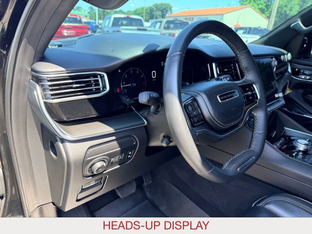 Used 2024 Jeep Grand Wagoneer Series II Obsidian w/ Quick Order Packagew 28T AWD/4WD image 12