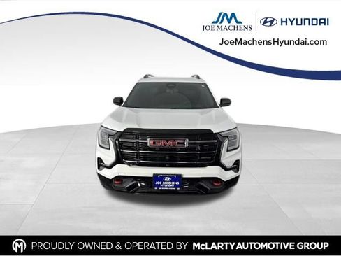 Used 2026 GMC Terrain AT4 AWD/4WD image 2