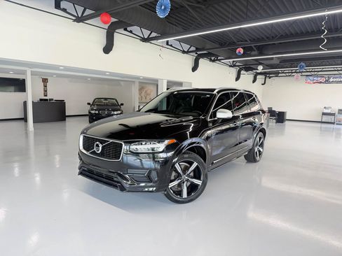 Used 2017 Volvo XC90 T5 R-Design w/ Vision Package FWD image 1