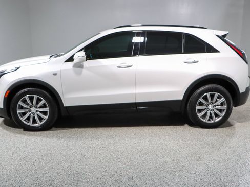 Used 2023 Cadillac XT4 Sport w/ Sun And Sound Package AWD/4WD image 10