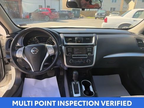 Used 2017 Nissan Altima 2.5 S w/ Power Driver Seat Package FWD image 10