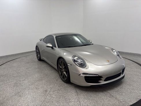 Used 2013 Porsche 911 Carrera S image 19