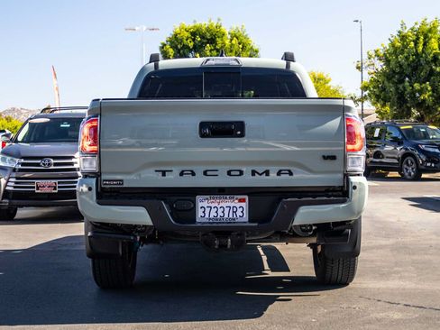 Certified 2022 Toyota Tacoma TRD Sport w/ Technology Package AWD/4WD image 10