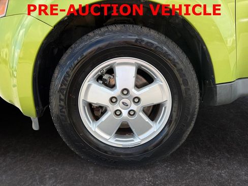 Used 2012 Ford Escape XLT FWD image 9