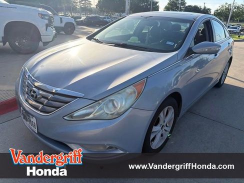 Used 2011 Hyundai Sonata Limited w/ Navigation Pkg 5 FWD image 1