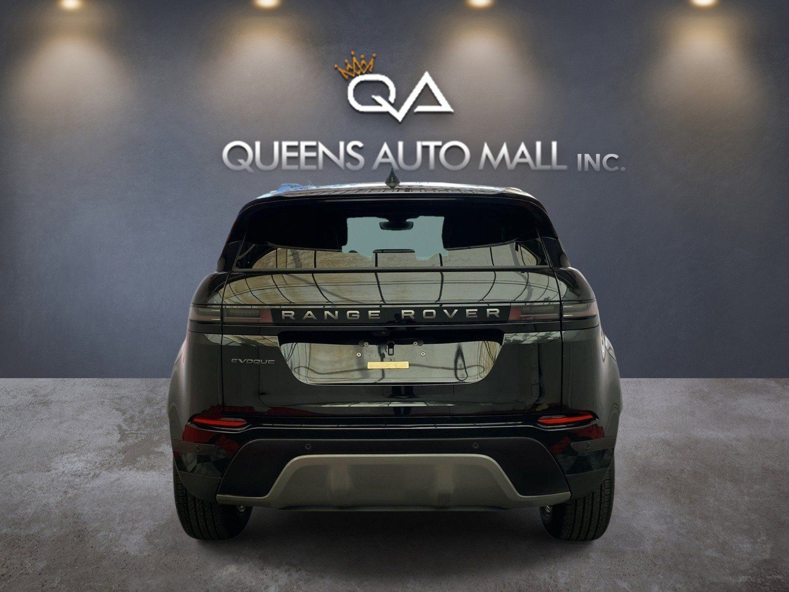 Used 2026 Land Rover Range Rover Evoque S AWD/4WD image 5