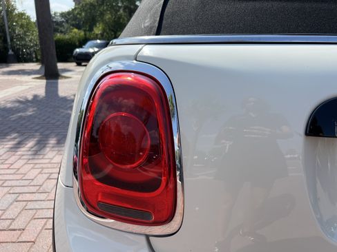 Used 2019 MINI Cooper S FWD image 37