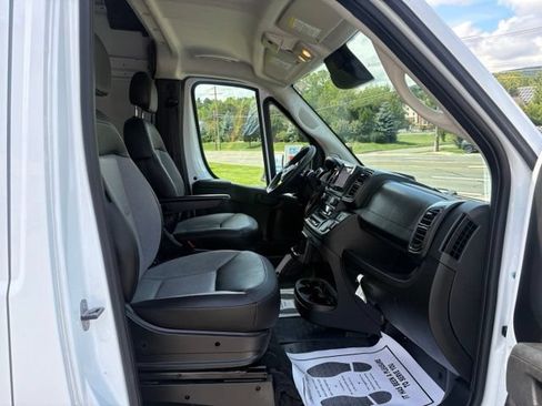 Used 2026 RAM ProMaster 2500 w/ Convenience Group FWD image 15