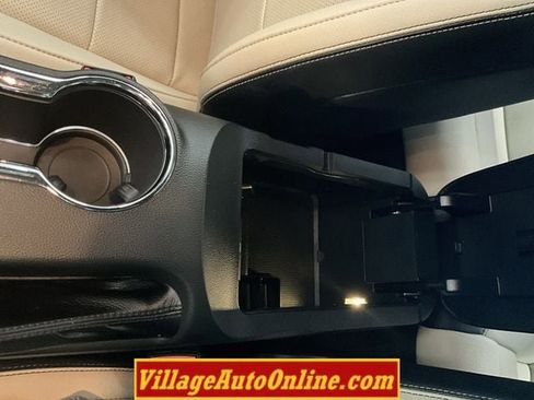 Used 2016 Ford Mustang GT Premium RWD image 23