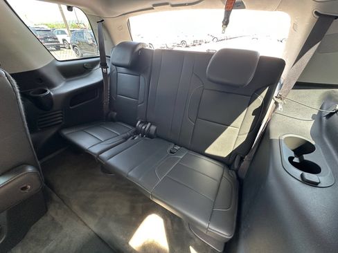 Used 2015 Chevrolet Tahoe LTZ AWD/4WD image 37