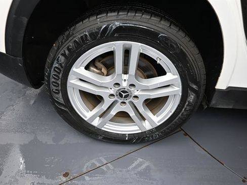 Used 2023 Mercedes-Benz GLB 250 image 19