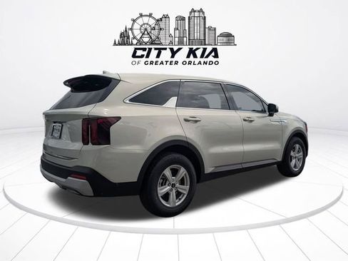 New 2026 Kia Sorento LX FWD image 7