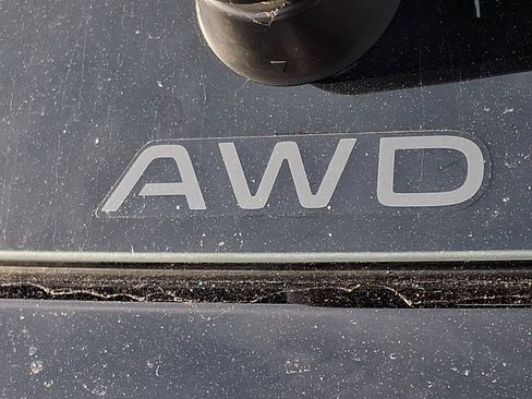 Certified 2023 Honda HR-V LX image 30