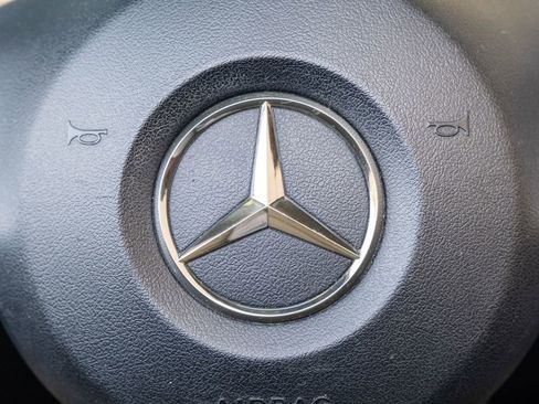 Used 2017 Mercedes-Benz SLC 300 image 19