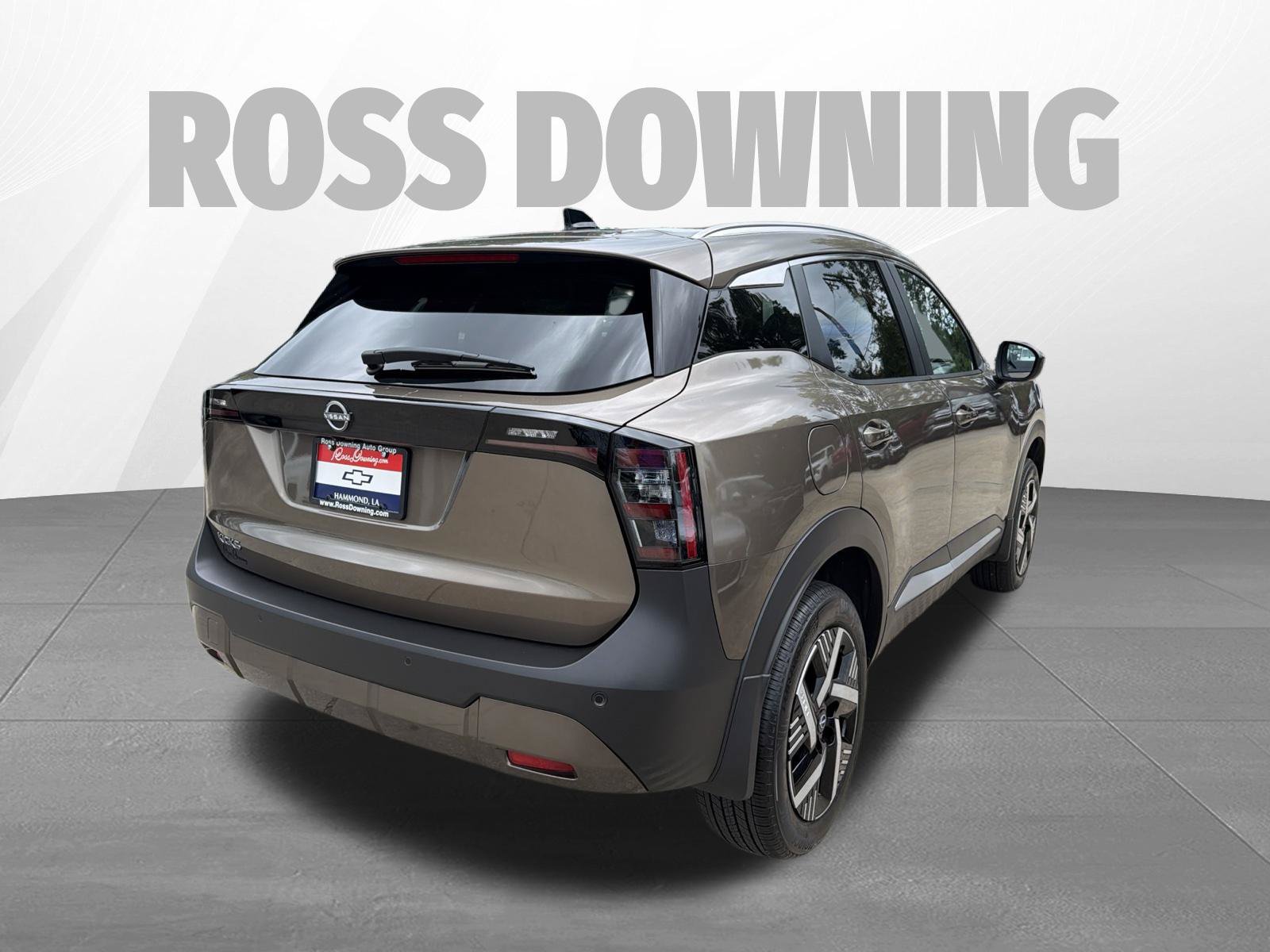 Used 2026 Nissan Kicks SV FWD image 4