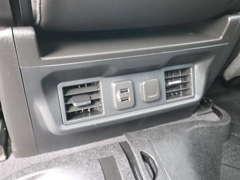 Used 2019 Chevrolet Silverado 1500 LT w/ All-Star Edition AWD/4WD image 10