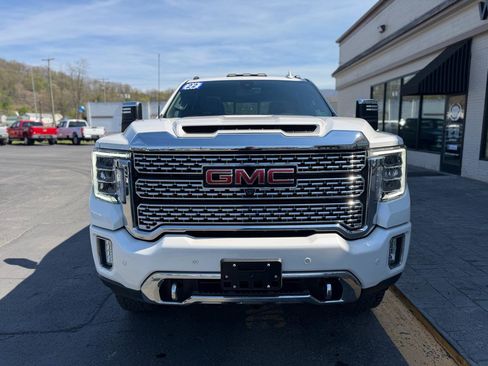 Used 2022 GMC Sierra 3500 Denali AWD/4WD image 7