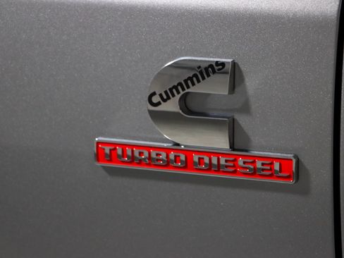 Used 2024 RAM 2500 Laramie w/ Safety Group AWD/4WD image 27