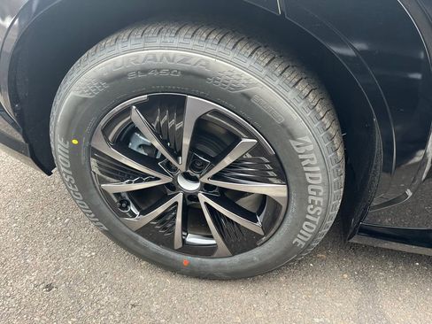 New 2026 Lexus RZ 450e AWD image 6