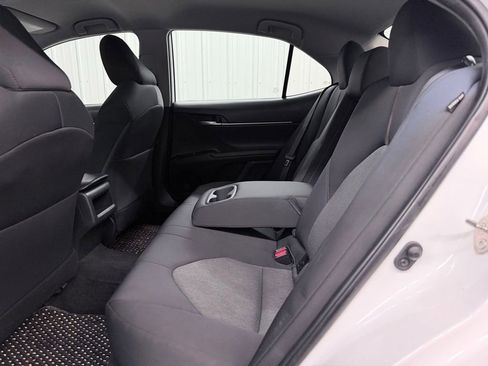 Used 2019 Toyota Camry LE FWD image 26