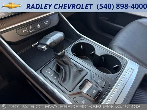 Used 2025 Kia Carnival image 22