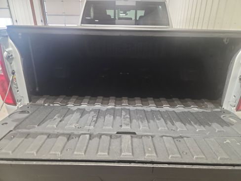 Used 2023 Chevrolet Silverado 2500 LTZ w/ LTZ Premium Package image 9