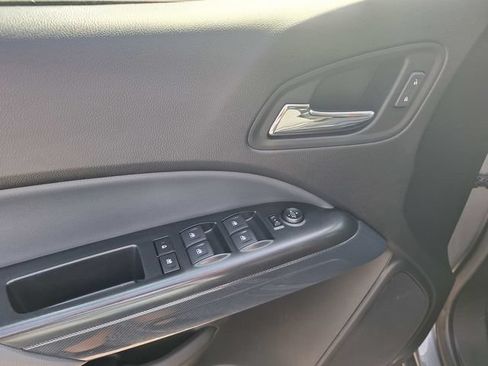 Used 2021 Chevrolet Colorado Z71 w/ Safety Package AWD/4WD image 16