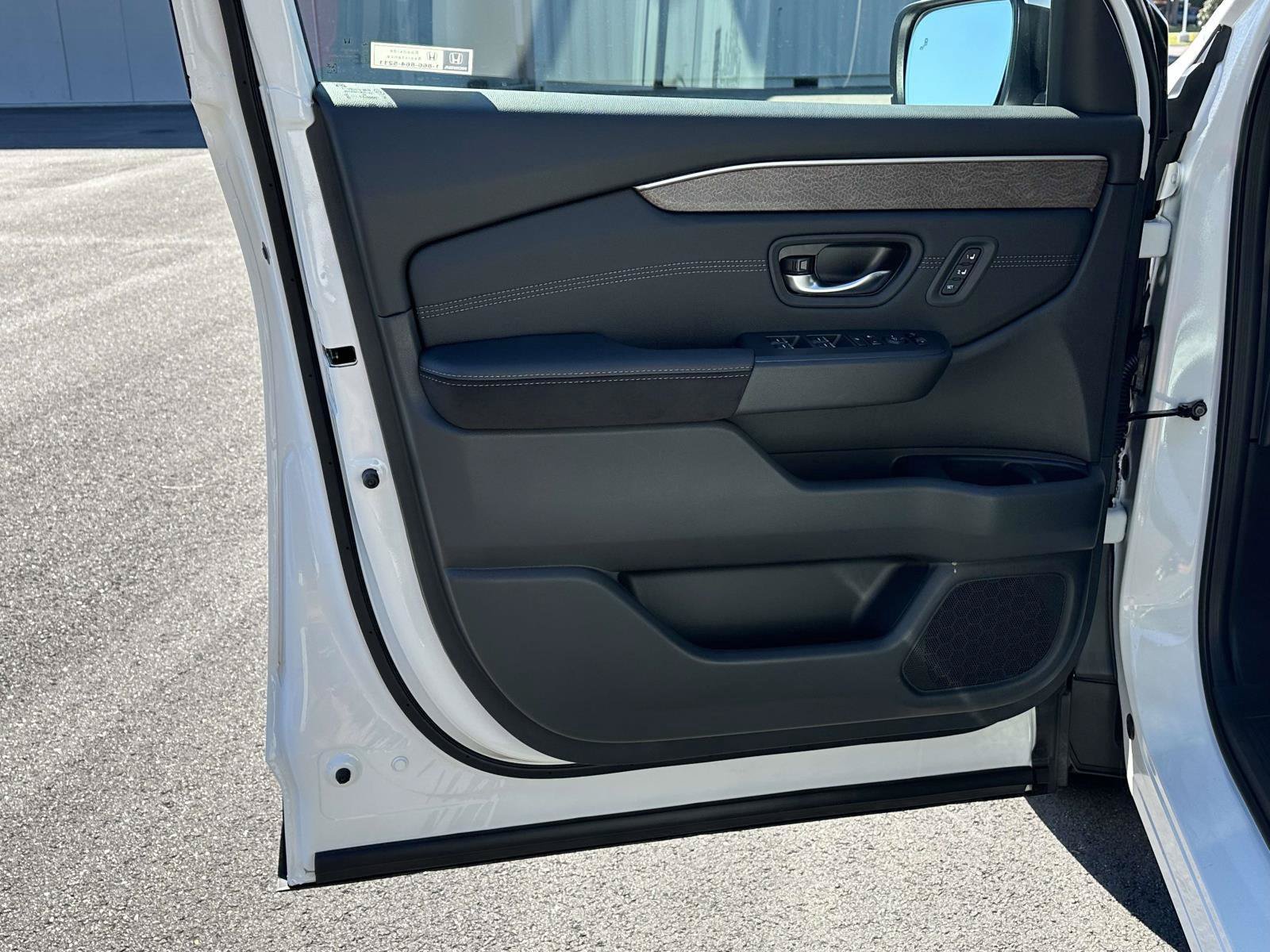 New 2026 Honda Pilot Elite image 5