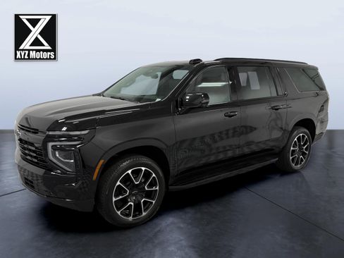 Used 2026 Chevrolet Suburban RST w/ Comfort Package AWD/4WD image 1