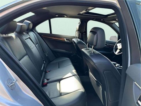 Used 2011 Mercedes-Benz C 300 4MATIC Sedan image 22