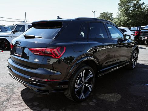 Used 2023 Audi Q3 2.0T Premium Plus w/ Premium Plus Package AWD/4WD image 6
